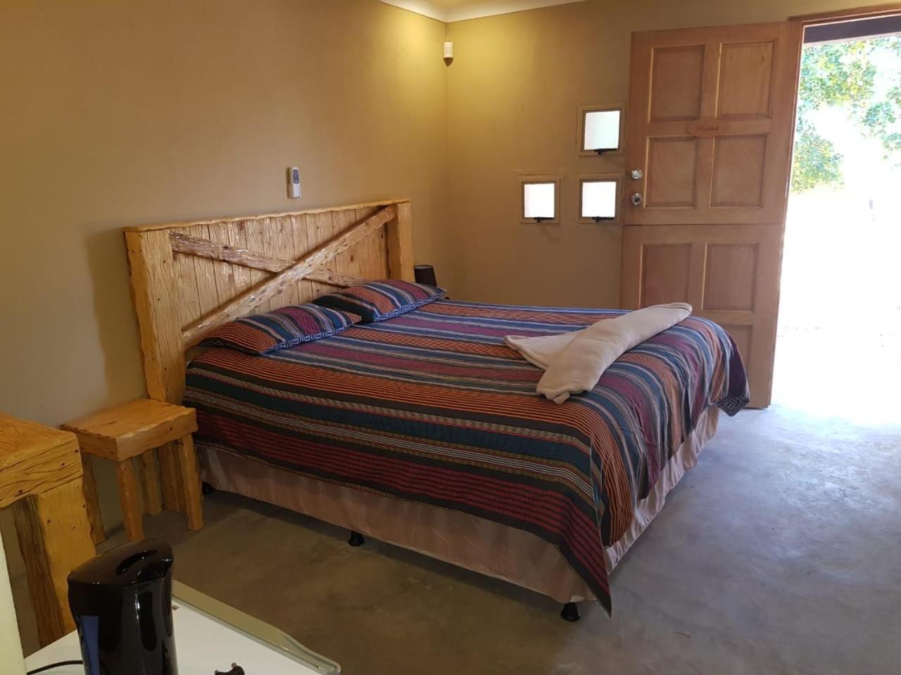 Montanique Lodge Buffelspoort Værelse billede
